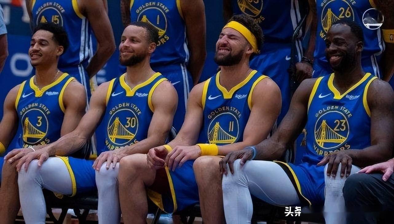 半岛体育-NBA球员在赛季中期调整状态